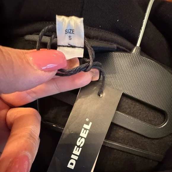 DIESEL Hooded  D-OXI-A1 Sweater Dress Size Small  Black With Bold Gold Logo NWT! - Picture 9 of 14